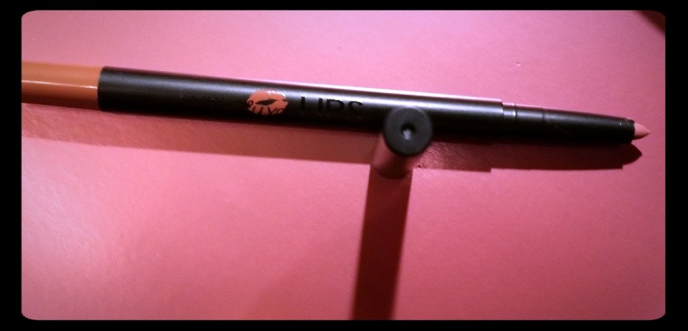 Cream Luxe LIPS Liner Pen